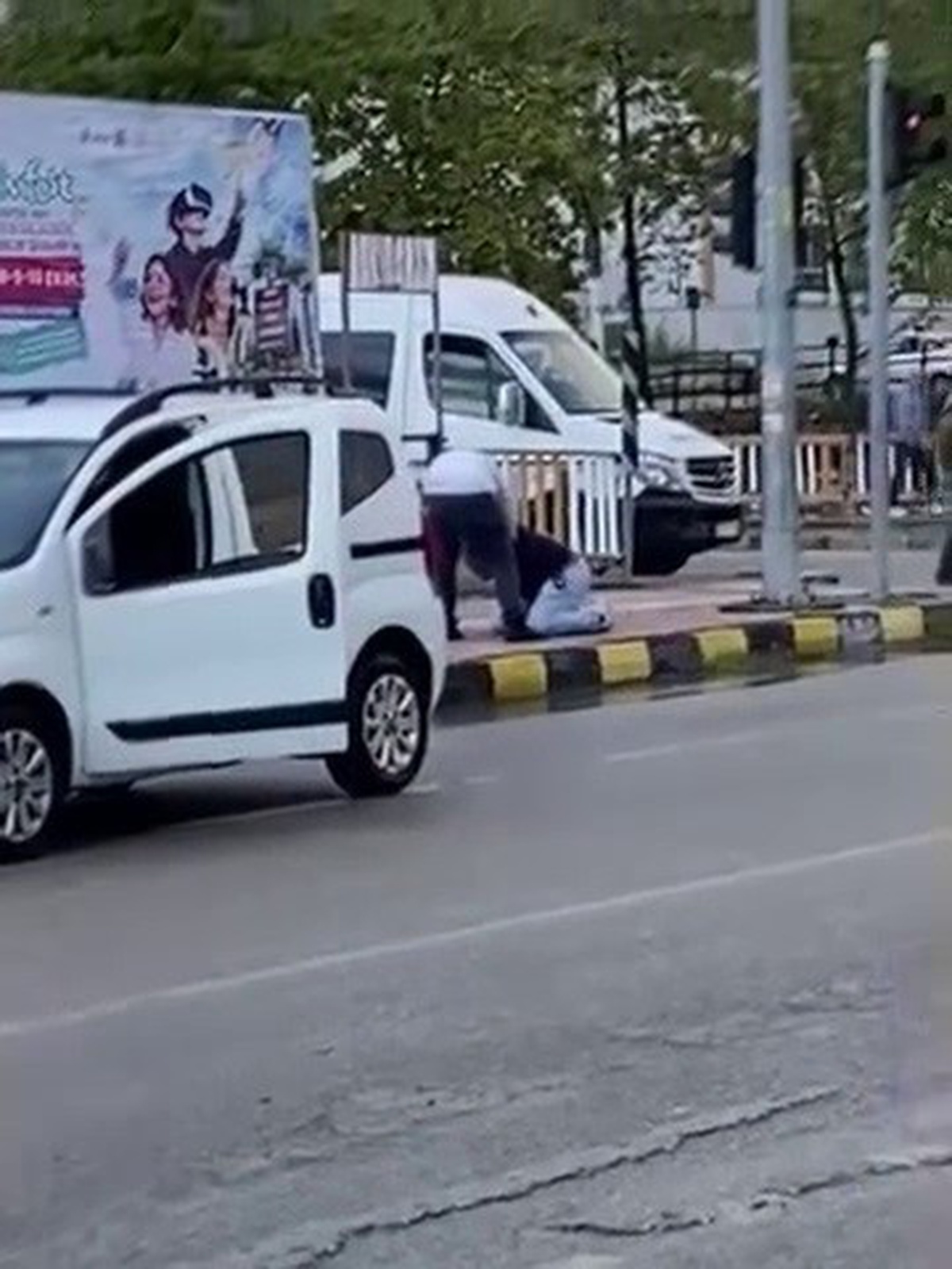 Hatay Erzin'de husumetlisini bacaklarından vuran şüpheli silahla yakalandı