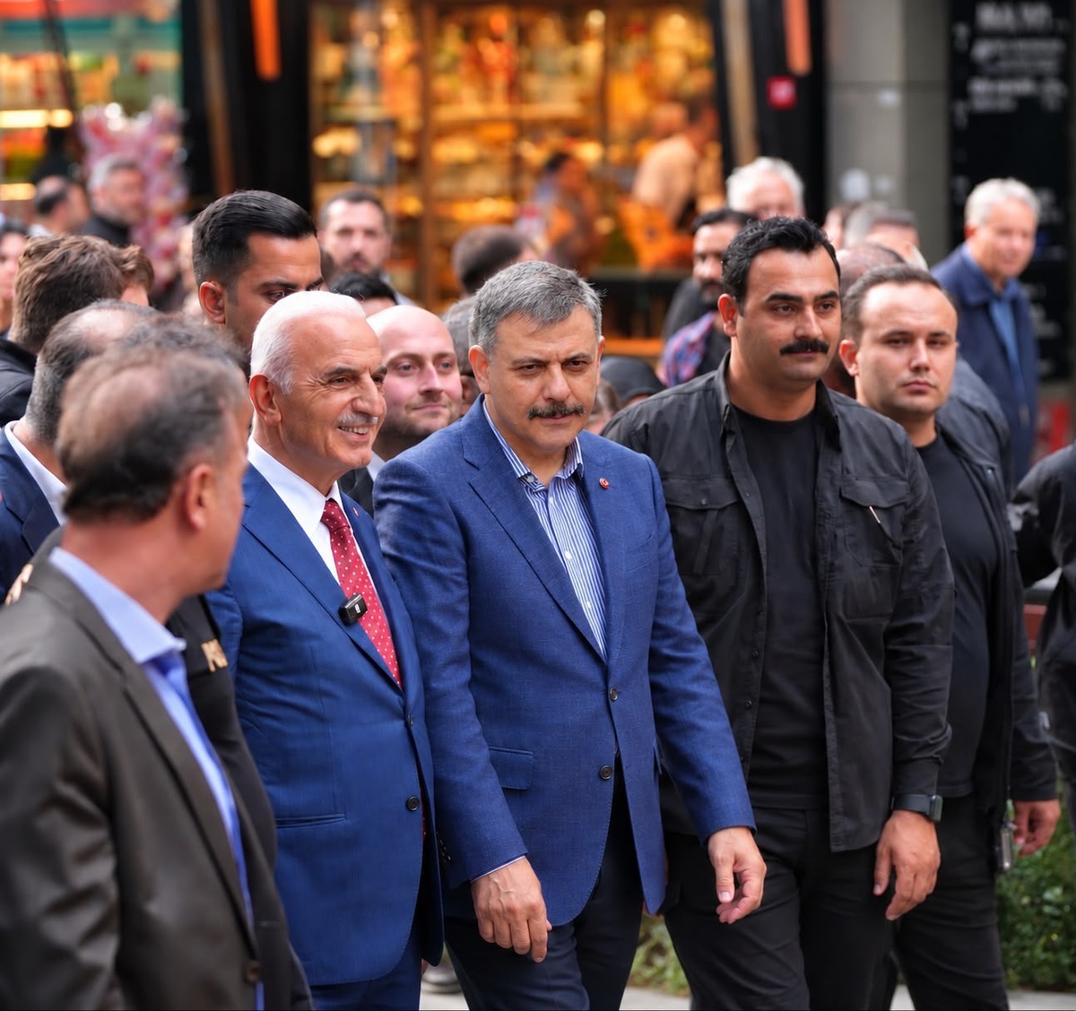 İçişleri Bakanı Mustafa Çiftçi Ümraniye'de esnaf ve teşkilatla buluştu
