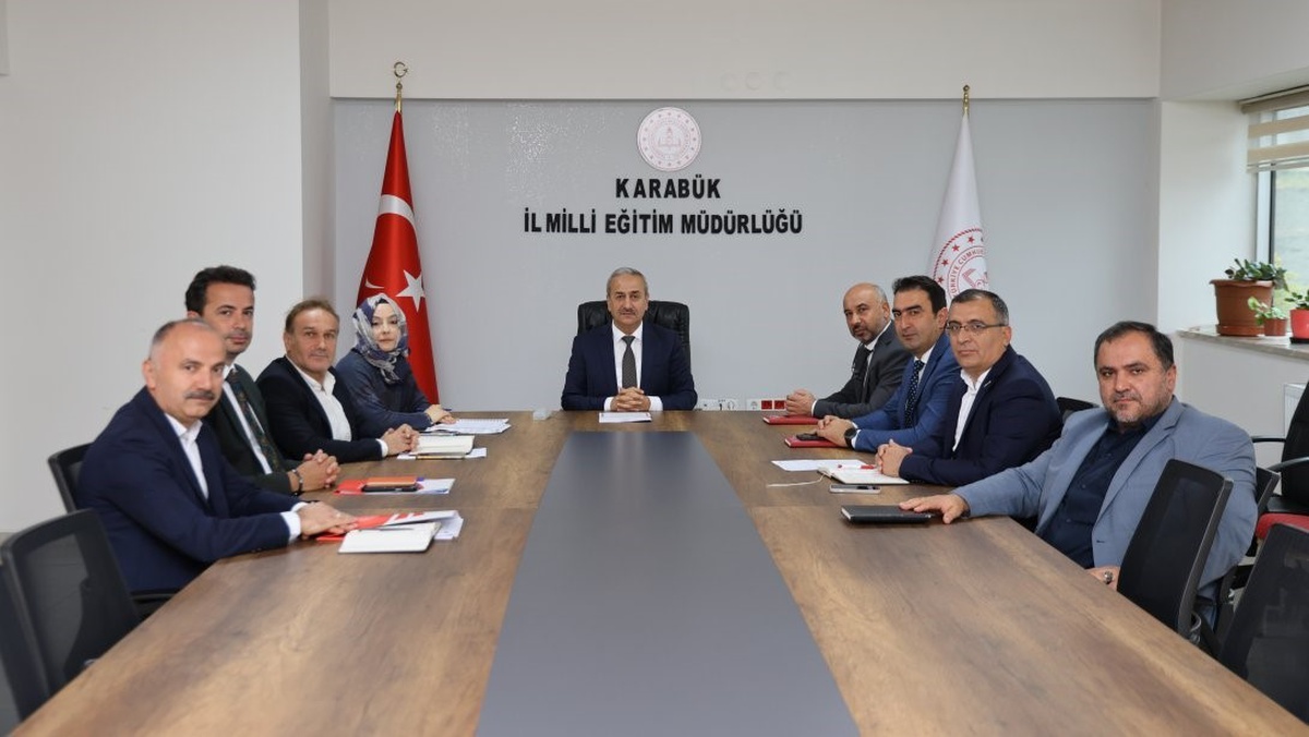 Karabük Milli Eğitim Müdürü Akbaş, ilk haftayı ve 12 eğitim yatırımını değerlendirdi