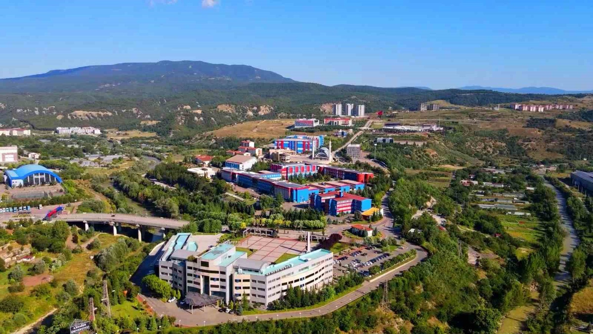 Karabük Üniversitesi GreenMetric'te 2024-2026 döneminde dünyada 236 basamak yükseldi