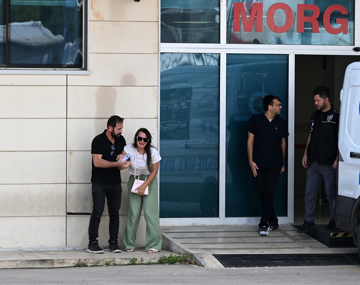 Manavgat'taki kazada ölen Rus kadının cenazesi Antalya Adli Tıp Kurumu'ndan alındı