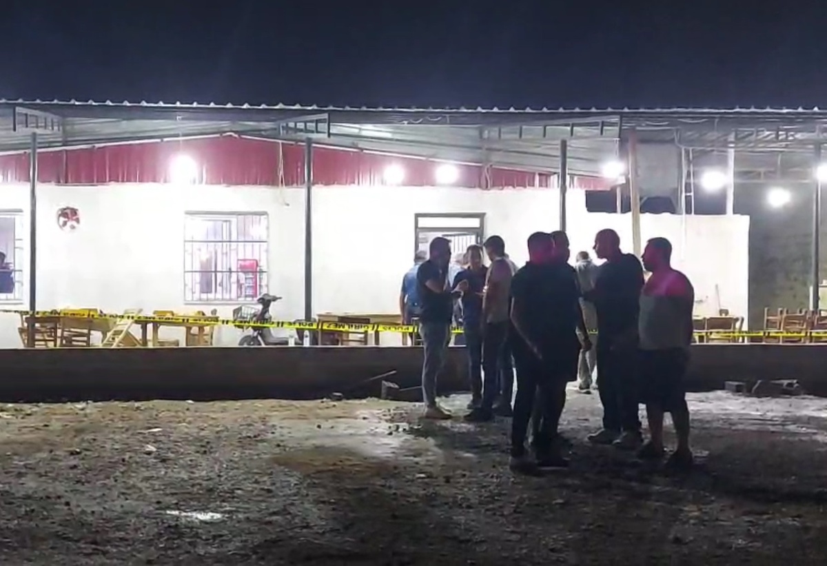 Mersin Tarsus'ta kahvehaneye silahlı saldırıda 1 kişi öldü, 4 kişi yaralandı