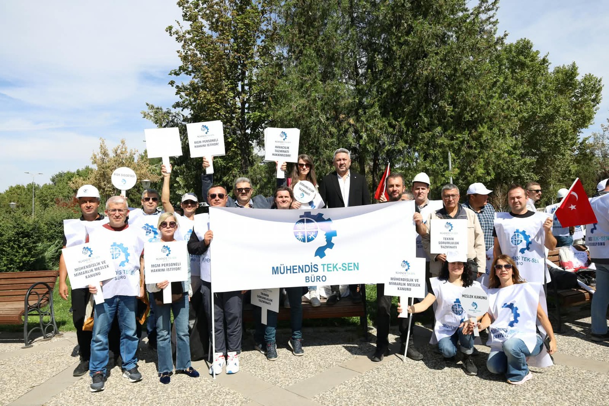 Mühendis Tek-Sen Ankara'da miting düzenledi, meslek kanunu talebi yinelendi
