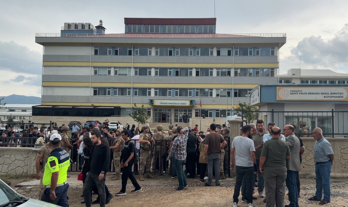 Osmaniye'de öğretmen amcasını okul bahçesinde vurarak öldüren yeğen gözaltına alındı