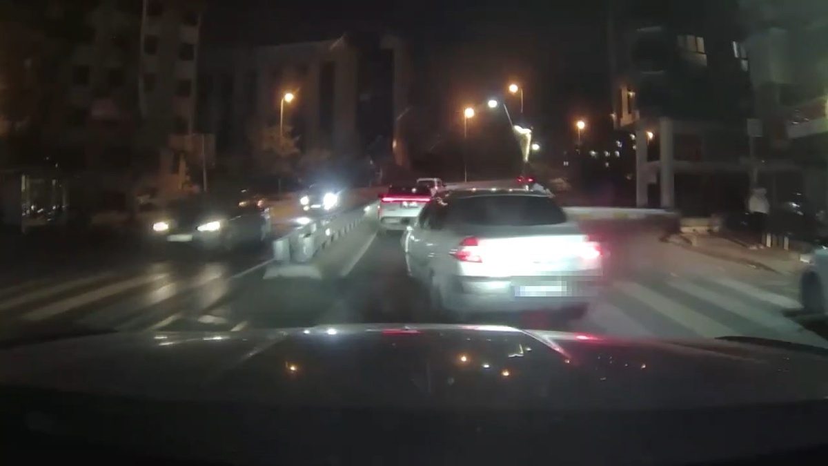 Pendik'te makas atan sürücüye 90 bin lira ceza yazıldı, ehliyetine 60 gün el konuldu