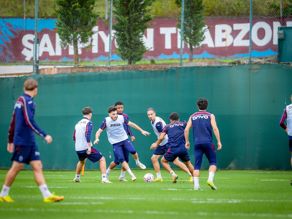 Trabzonspor, Samsunspor maçı hazırlıklarını Thomas Reis yönetiminde sürdürdü
