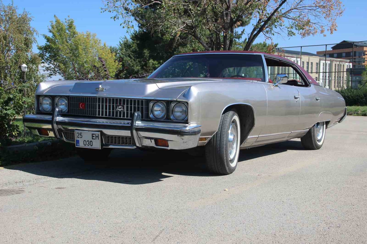 Türkeş'in ilk sahibi olduğu 1973 Chevrolet, Erzurum'da 53 yıldır orijinal duruyor