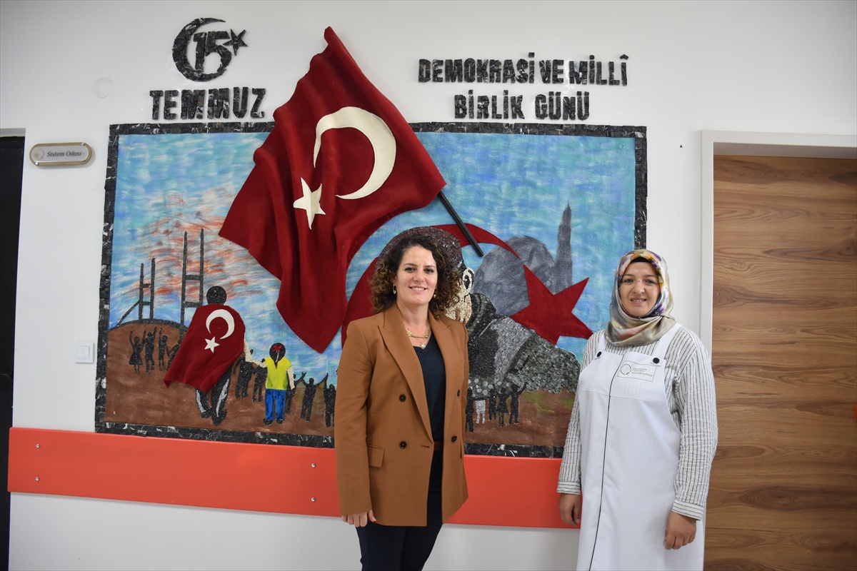 Atık mermerler kadın usta öğreticinin elinde sanat eserine dönüşüyor