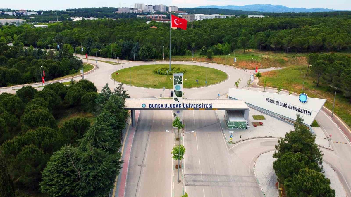 BUÜ, UI GreenMetric 2026'da dünyada 247'nci, Türkiye'de 27'nci oldu