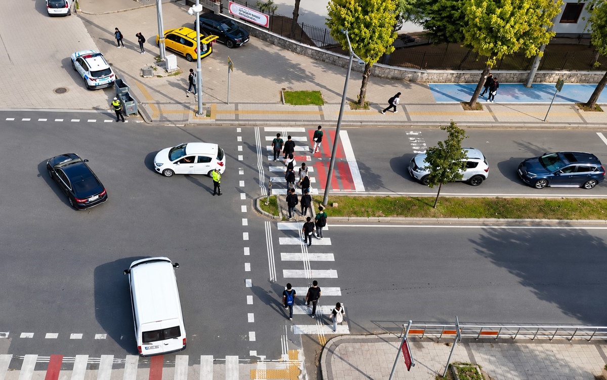 Düzce Valiliği 148 okul çevresinde güvenliği en üst seviyeye taşıdı