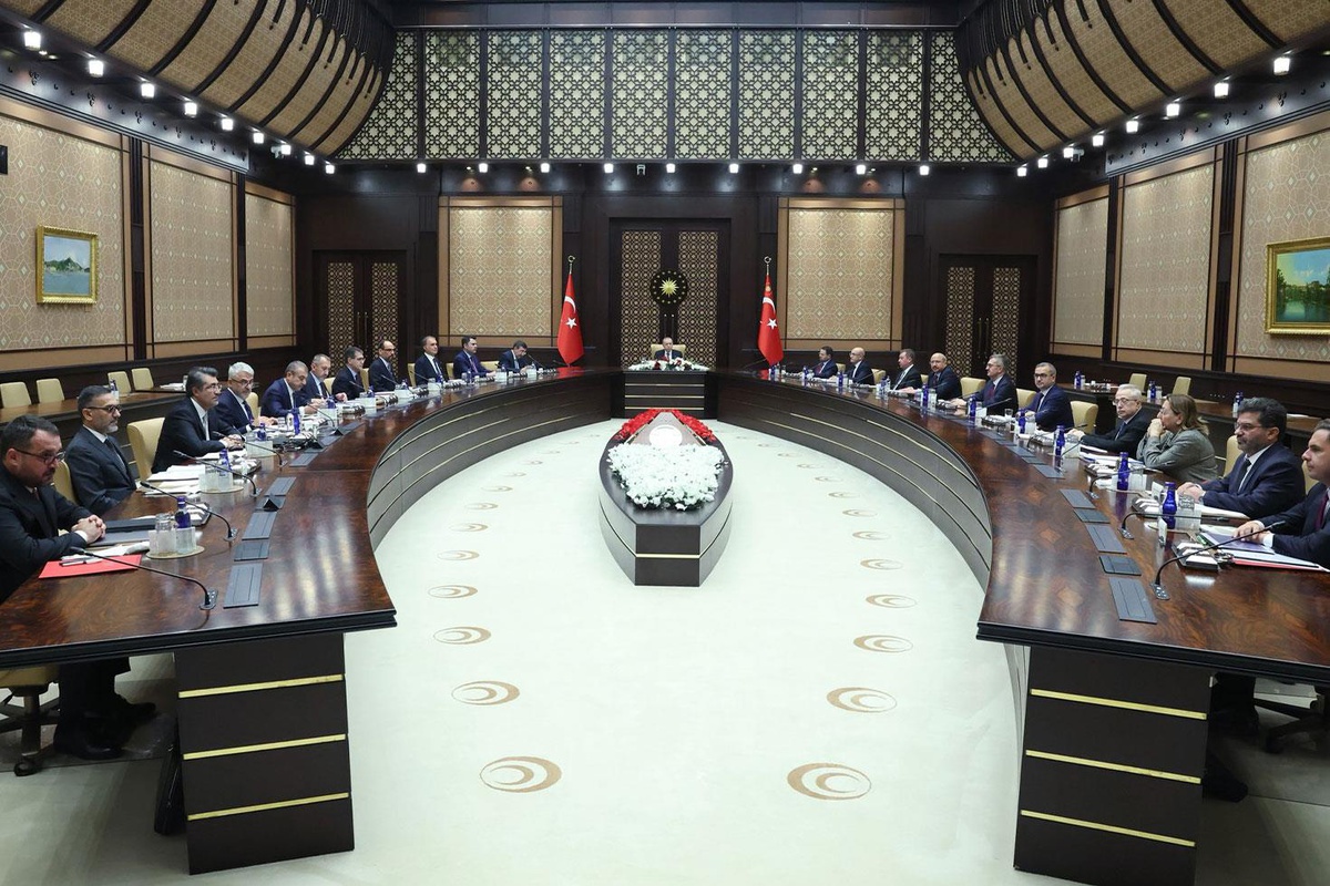 Beştepe'deki fon zirvesinde yol haritası belirlendi: 5 kritik karar