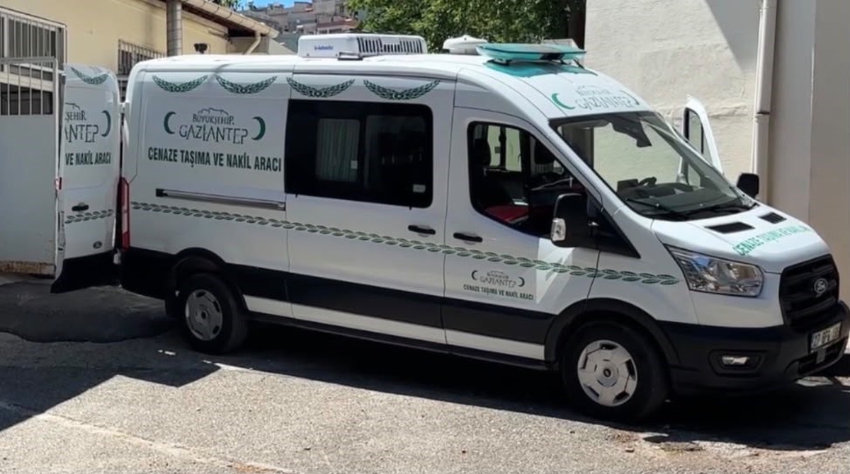 Gaziantep’te silindir makinesine sıkışan 25 yaşındaki işçi kurtarılamadı