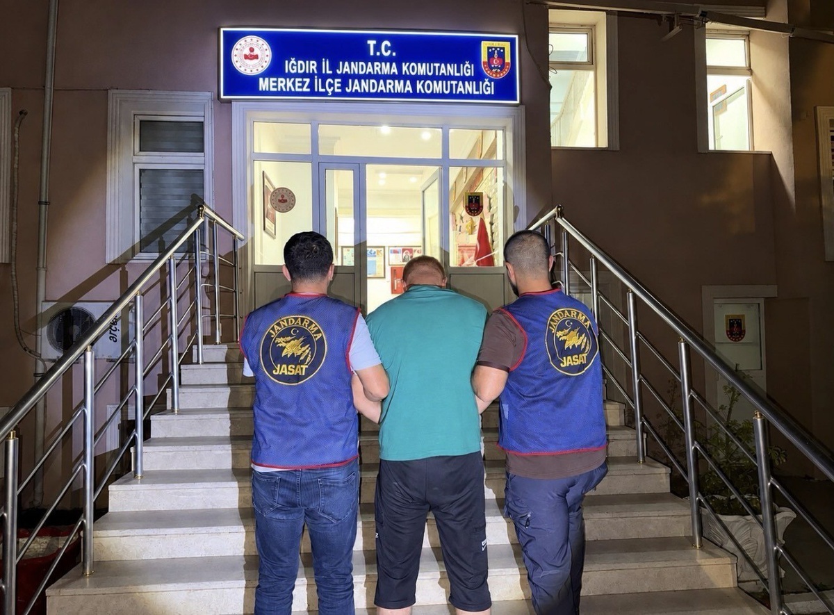 Iğdır'da nitelikli hırsızlıktan 11 yıl 3 gün hapis cezası bulunan M.D. yakalandı