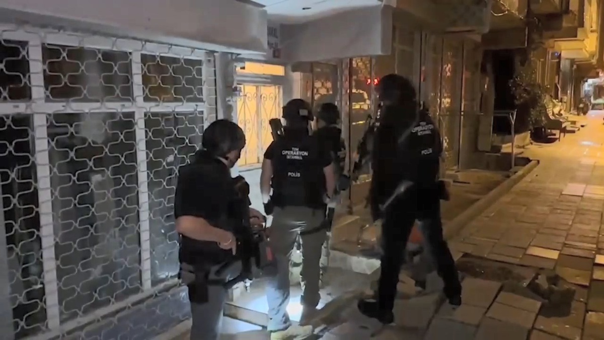 İstanbul'da DEAŞ'a finansman sağladıkları belirlenen 6 şüpheli gözaltına alındı