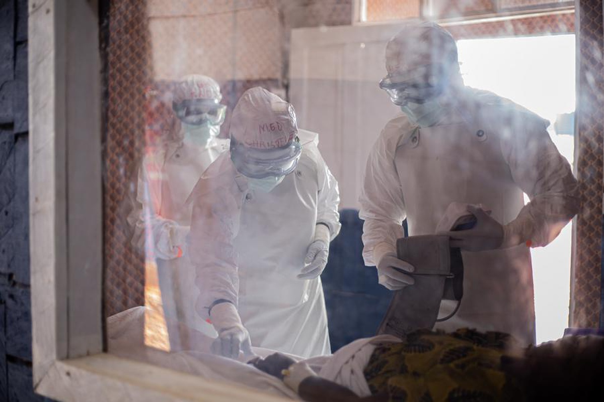 KDC'de Ebola vakası cumartesi 8.067'ye ulaştı, DSÖ salgının yayıldığını bildirdi