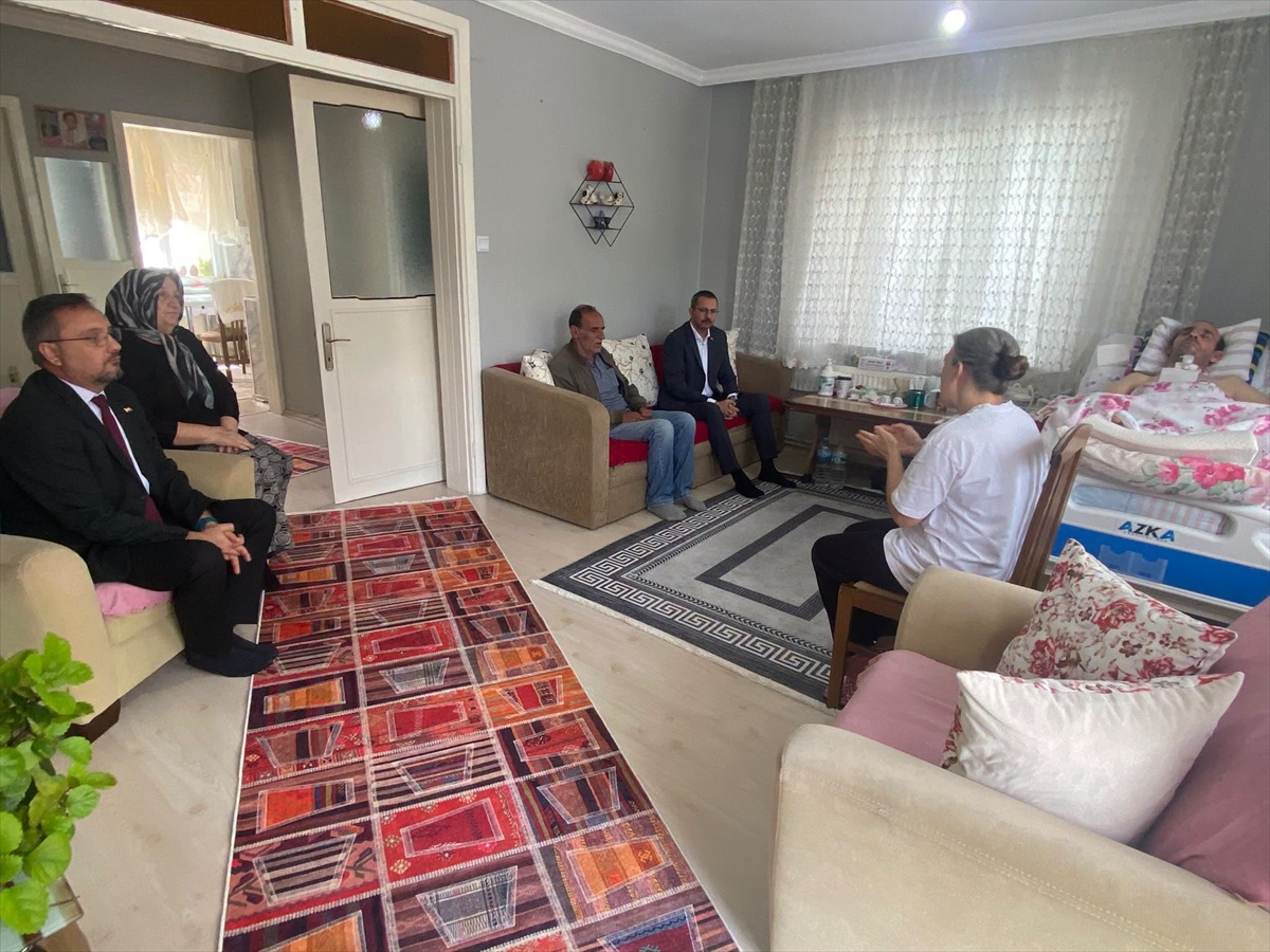 Kırklareli'nde okul güvenliği toplantısı ve nikotin bağımlılığı eğitimi yapıldı