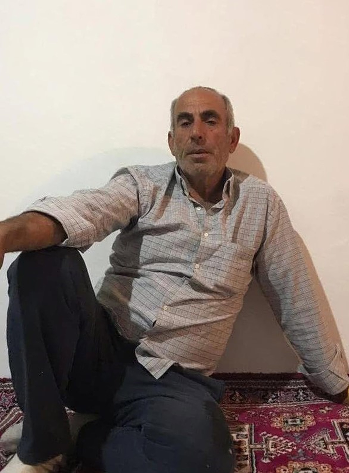 Kırşehir Çiçekdağı'nda merada 65 yaşındaki Ekrem Kartal kalp krizi şüphesiyle öldü.