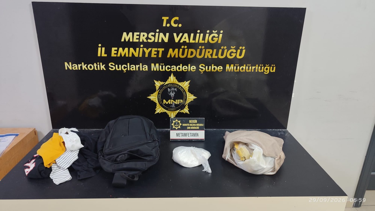 Mersin'de narkotik operasyonunda 3 şüpheli tutuklandı, 706 gram metamfetamin bulundu