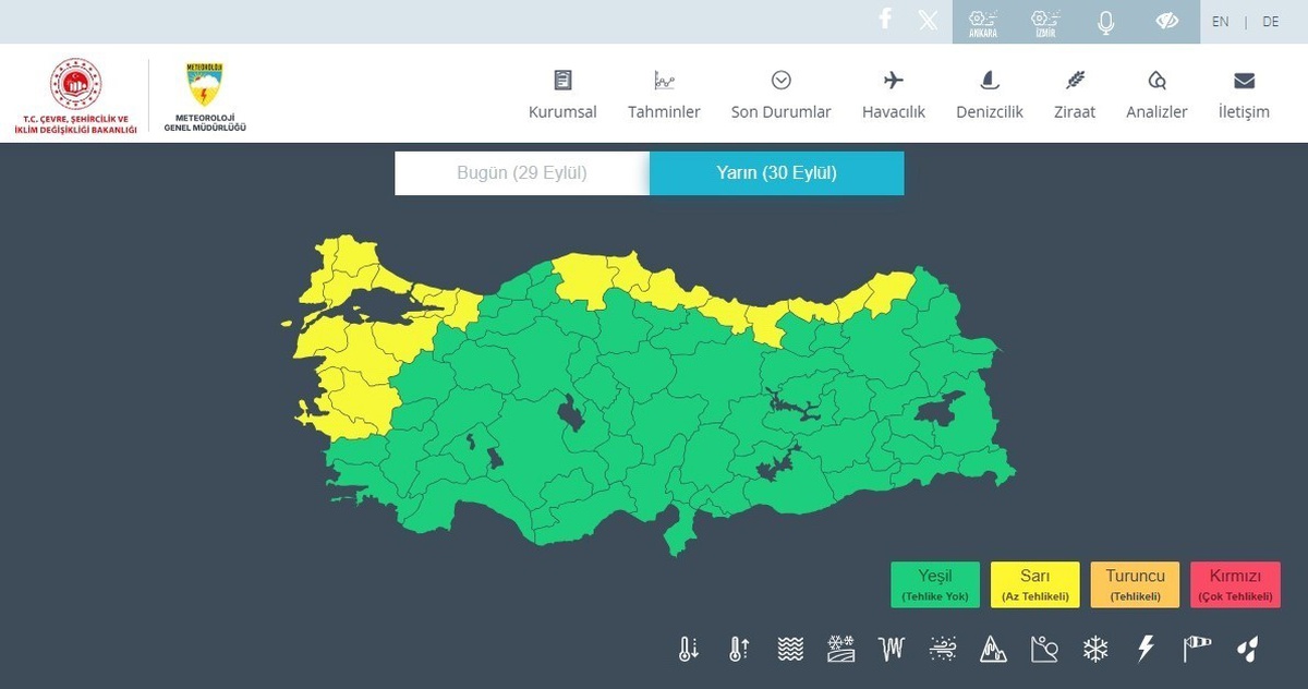 Meteoroloji, Karadeniz'de bu geceden itibaren sarı kodlu sağanak uyarısı yaptı