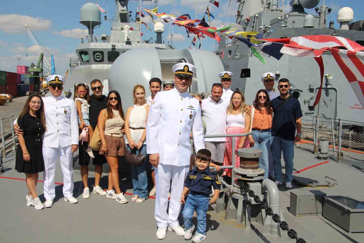 MSB, TCG Karataş personelinin Gazimağusa'da ailelerini ağırladığını duyurdu