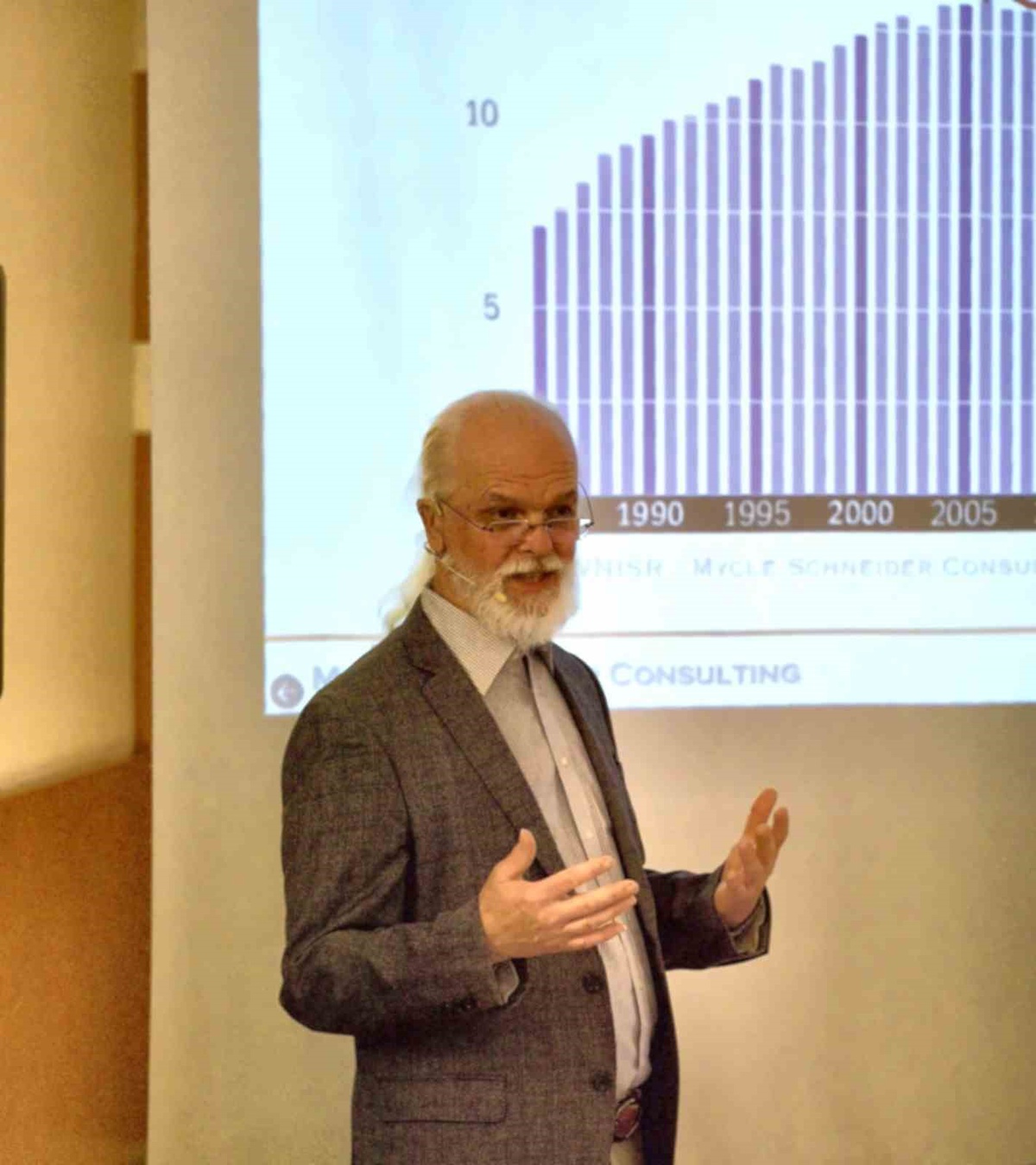 Rapora göre güneş 2025'te nükleeri geçti, nükleerin payı 45 yılın en düşüğüne indi