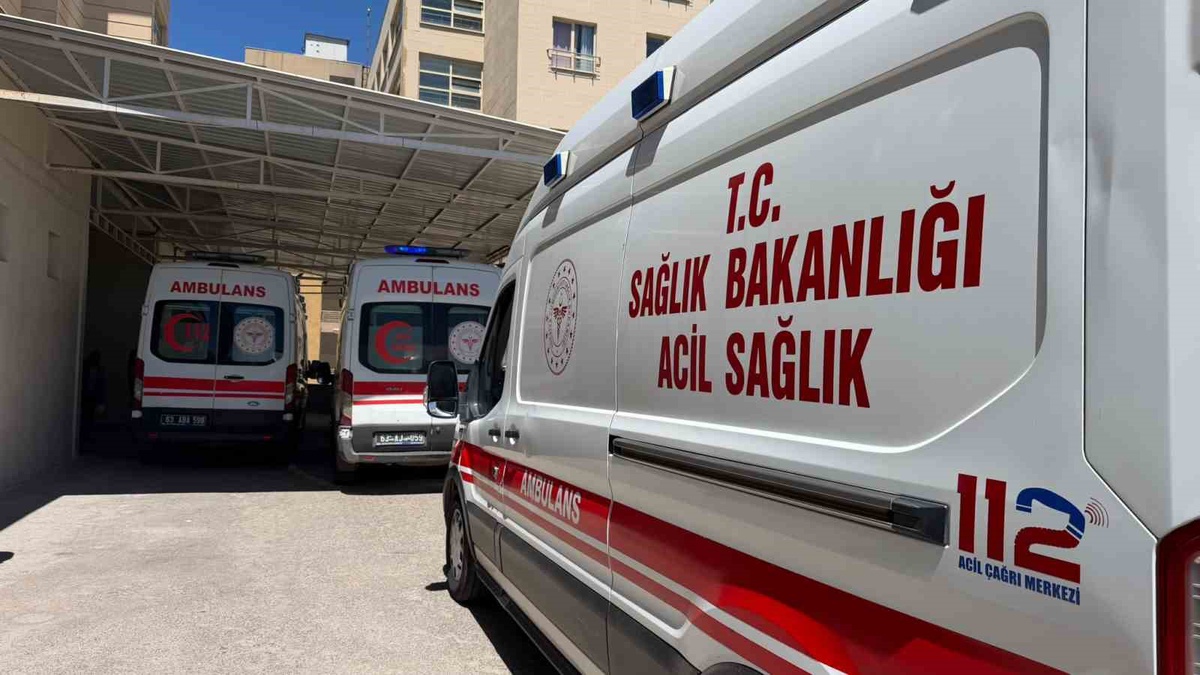 Şanlıurfa Siverek'te 3. kattaki balkondan düşen 2 yaşındaki bebek kurtarılamadı