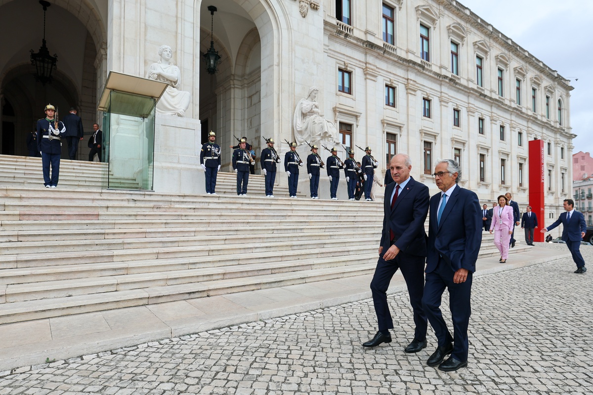 TBMM Başkanı Kurtulmuş, Portekiz Meclis Başkanı Aguiar-Branco tarafından karşılandı