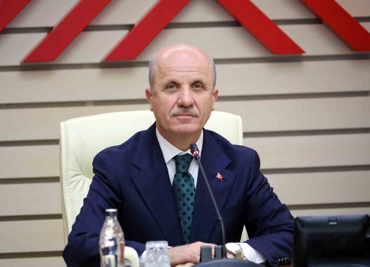 YÖK Başkanı Özvar, Gazze İslam Üniversitesinin 2026-2027 açılış dersini verdi