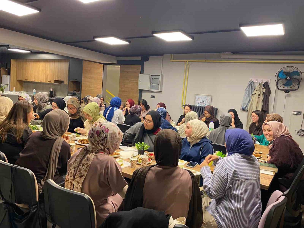 AFSÜ öğrencilerine ADRM'de dönem boyunca her pazartesi sohbet programı devam edecek