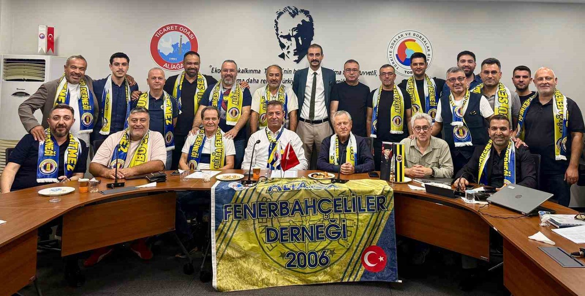 Aliağa Fenerbahçeliler Derneği başkanlığına Hamit Erdem tek listeyle yeniden seçildi