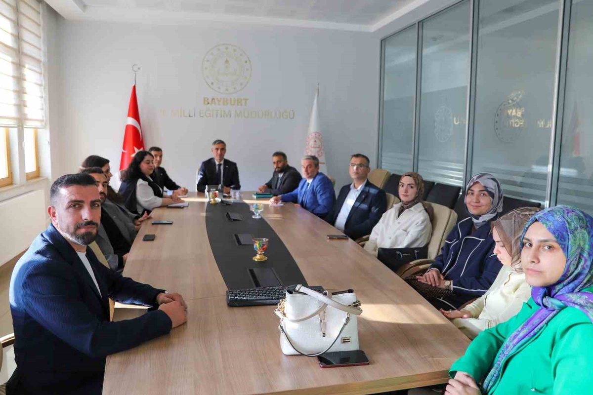 Bayburt'ta öğrenciler için psikososyal koruma toplantıları yapıldı