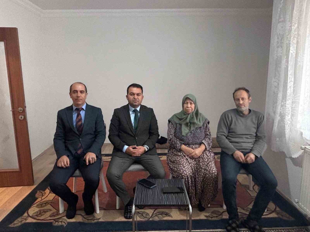Bilecik Gölpazarı'nda yangınzede aileye Aile ve Sosyal Hizmetler desteği verildi