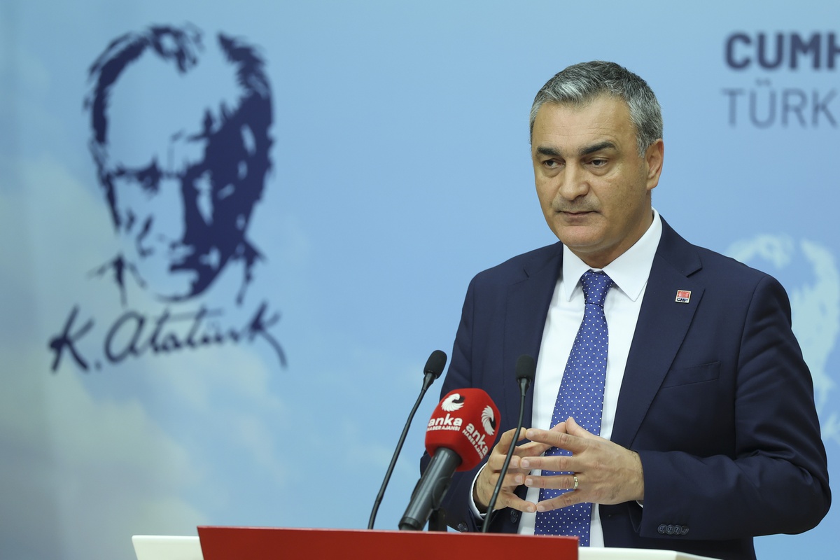 CHP MYK, 5 belediye başkanını kesin ihraç talebiyle disipline sevk etti