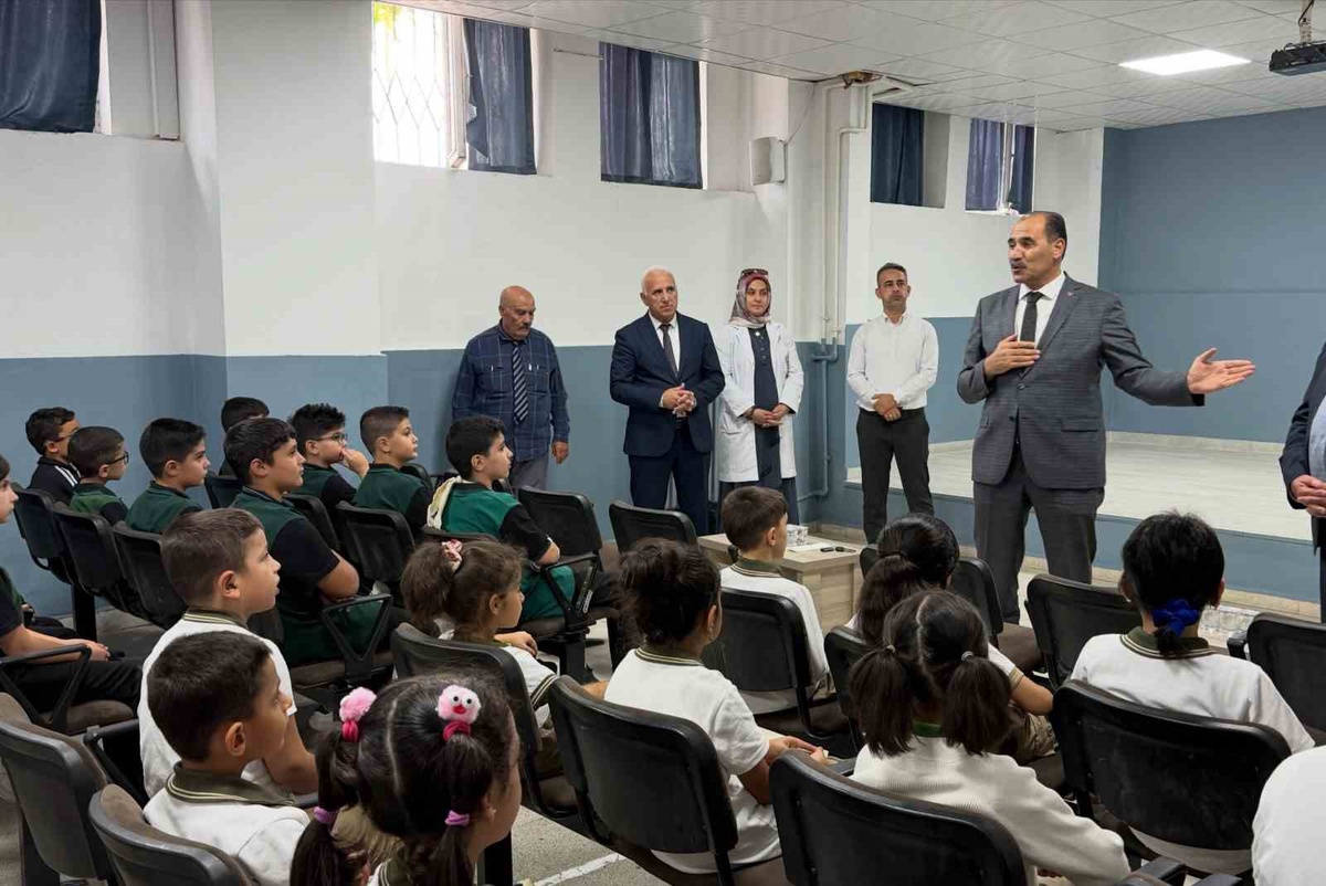 Elazığ'da Nahit Ergene Ortaokulunda gıda kaybı ve israfı anlatıldı