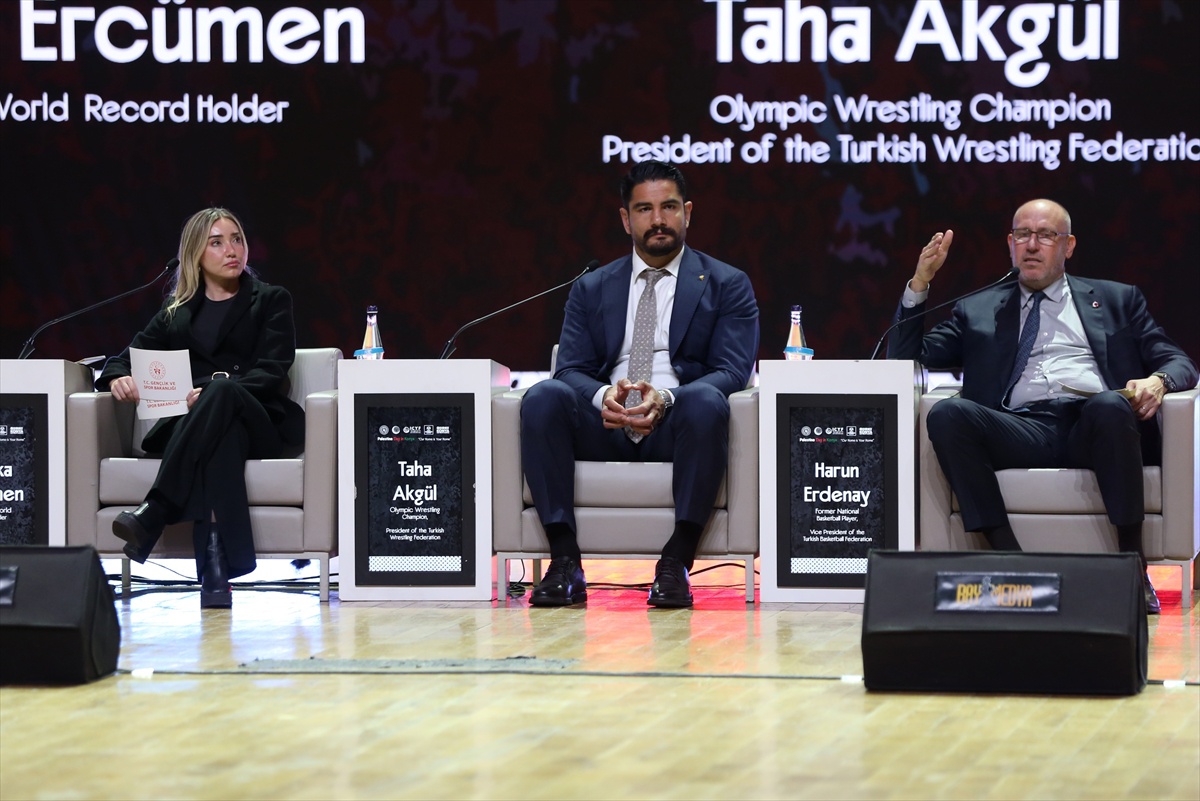 Erdenay Konya'daki panelde Filistinli sporcular için girişim başlatacaklarını söyledi