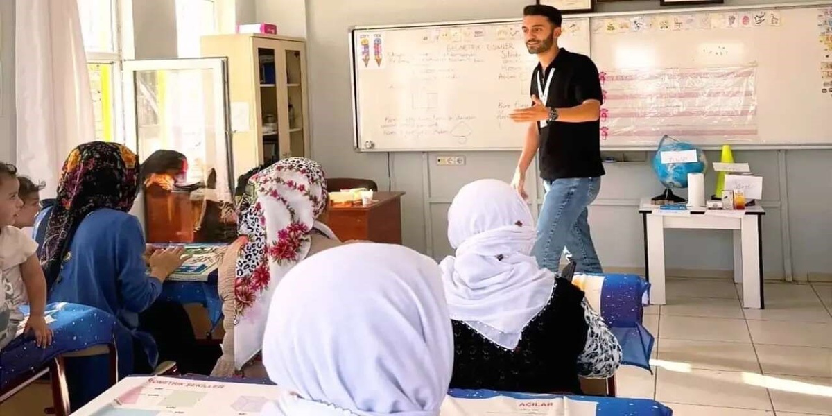 Güçlükonak Toplum Sağlığı Merkezi, Ormaniçi'de ağız ve diş sağlığı eğitimi verdi