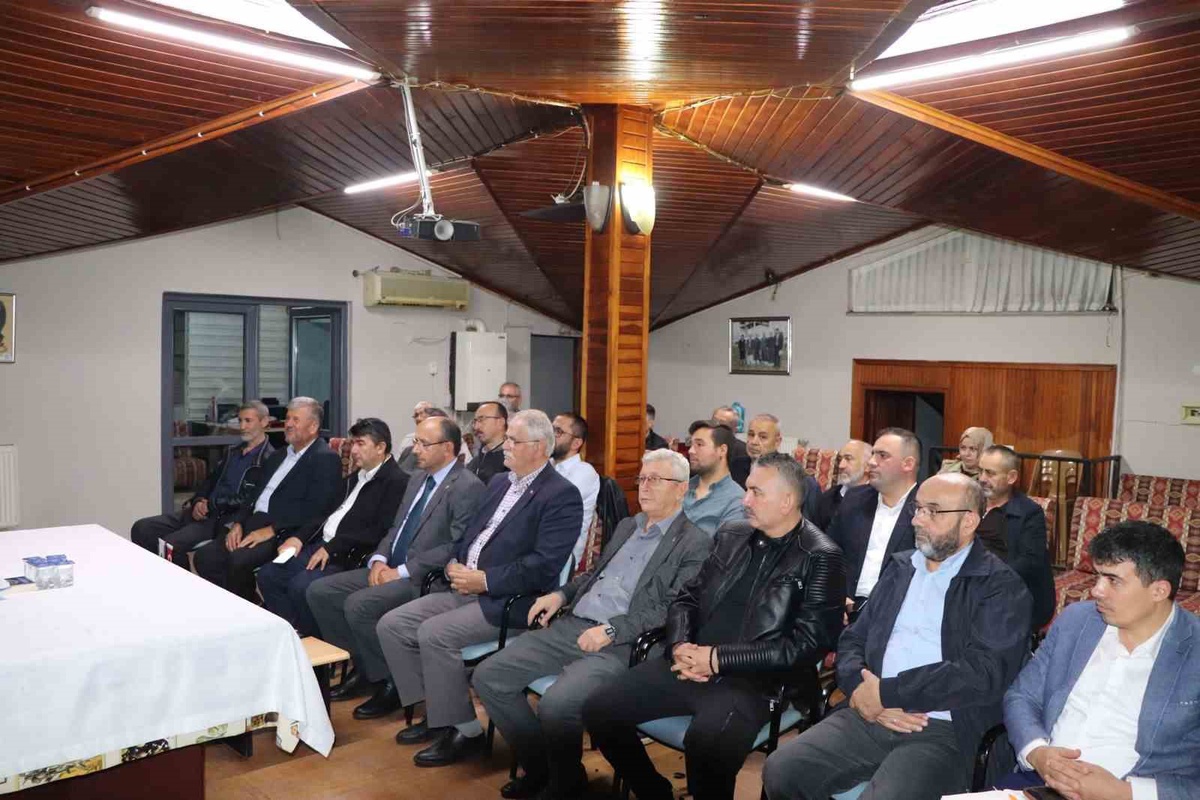 İlahiyat Dekanı Apak, DAĞDER'de ahlakın hayatın her alanını kapsadığını söyledi