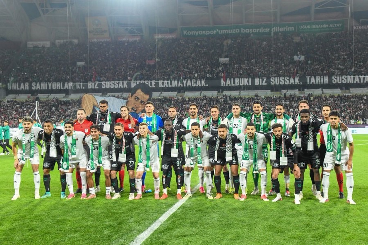 İletişim Başkanı Duran: 'Konyaspor ile Filistin Milli Takımı’nın anlamlı buluşması, sporun birleştiren gücünü bir kez daha gösterdi'