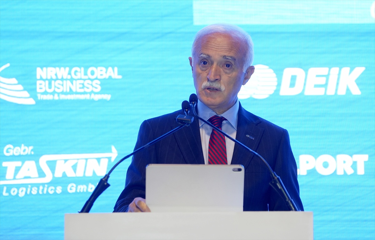 İstanbul'da DEİK ve NRW.Global Business iş forumu düzenledi, anlaşmalar imzalandı