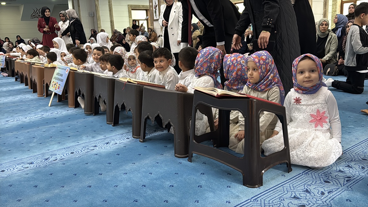 Karabük Safranbolu'da 4-6 yaş öğrenciler için Bed-i Besmele programı gerçekleştirildi