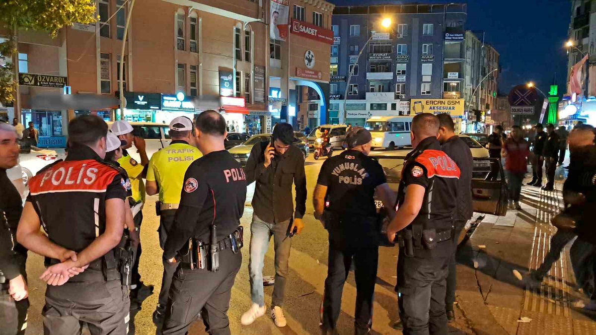 Karaman'da iki kişi arasında çıkan kavgaya yakınları da katıldı, 6 kişi yaralandı