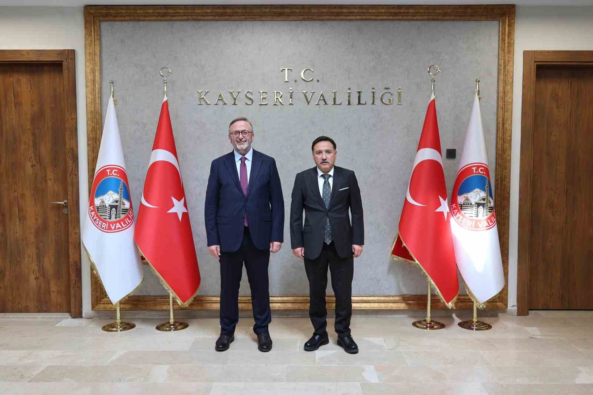 Kültür ve Turizm Bakan Yardımcısı Yılmaz, Kayseri Valisi Çiçek'i ziyaret etti