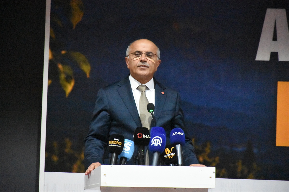Malatya'da 100 firmanın katıldığı tarım fuarı 5 gün boyunca üreticilerle buluşacak