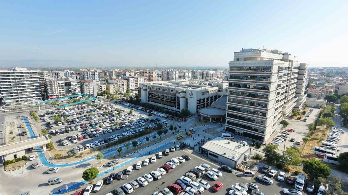 Manisa Merkez Efendi Devlet Hastanesi'nde yıl başından bu yana 326 doğum yapıldı