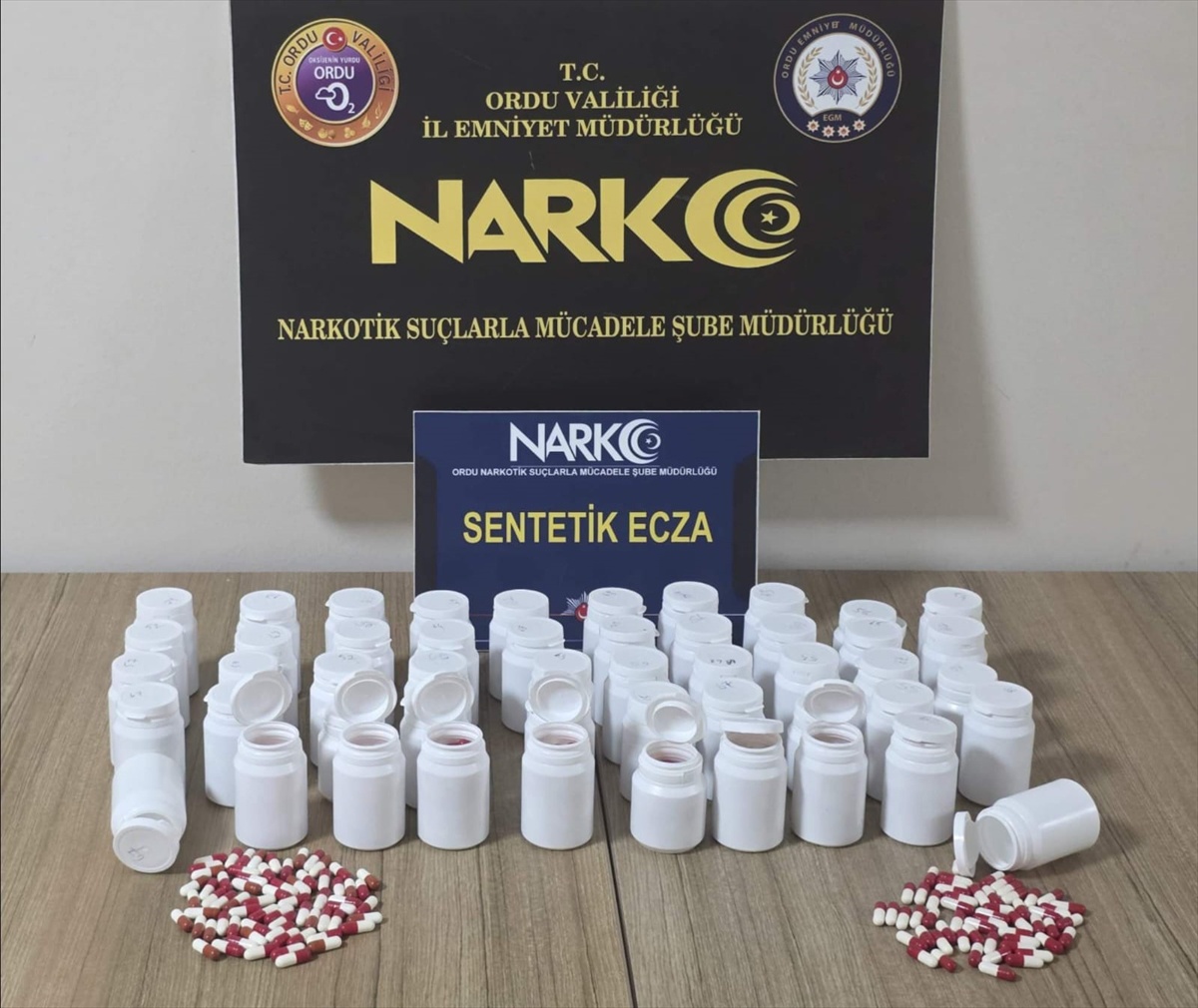 Ordu Gülyalı'da 3 bin 64 uyuşturucu hap ele geçirildi, 2 şüpheli tutuklandı