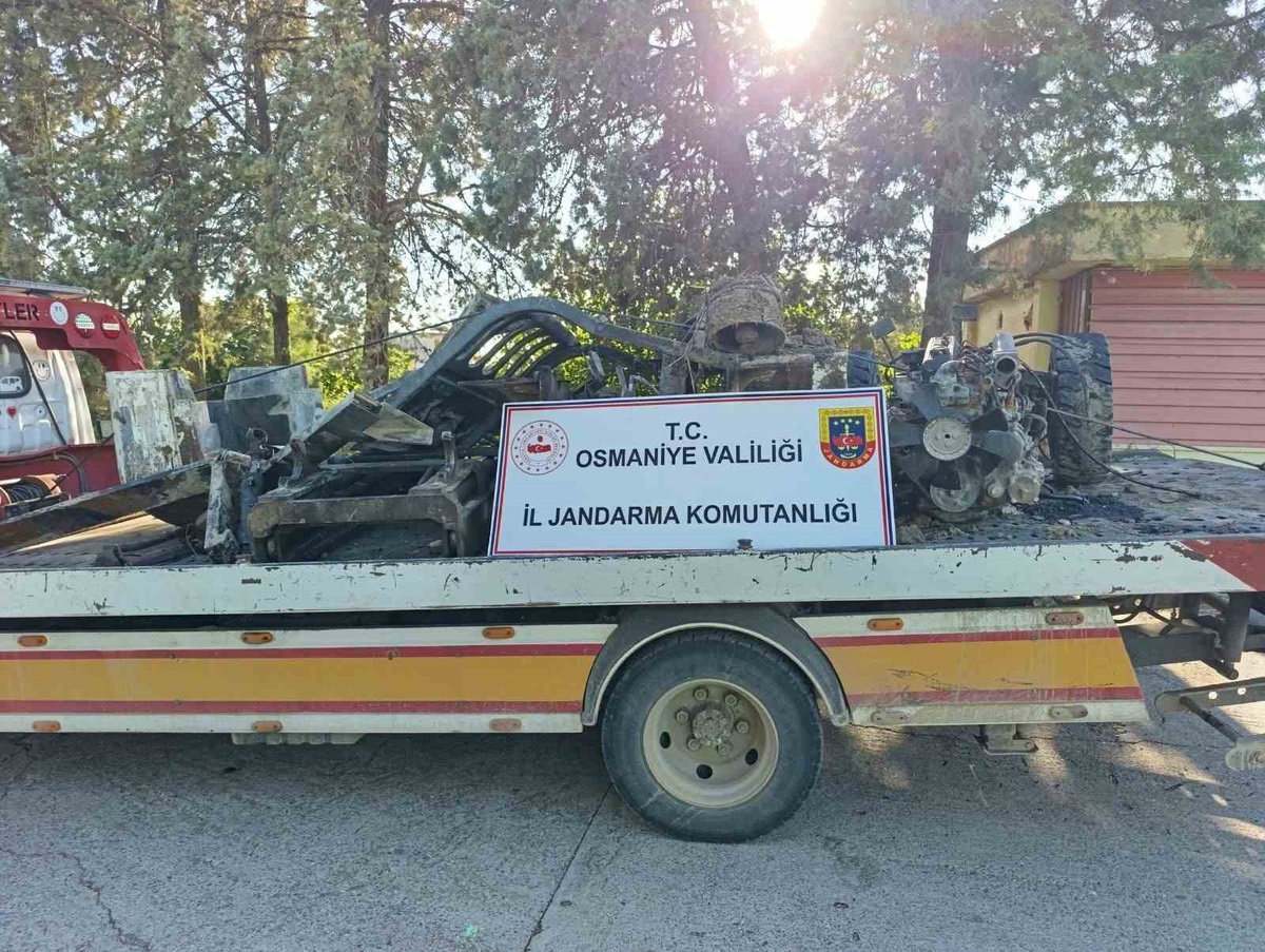 Osmaniye'de forklifti çalıp parçalayan 3 şüpheli 168 saatlik incelemeyle tutuklandı