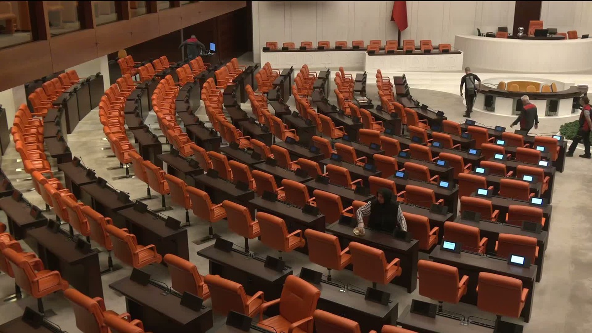 TBMM'de yeni yasama yılı yarın başlıyor... Özel oturum için son hazırlıklar gözden geçirildi