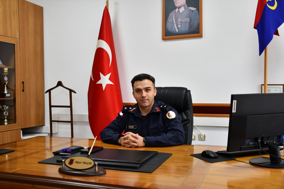 Üsteğmen Alper Yalçın Vezirköprü İlçe Jandarma Komutanı olarak göreve başladı