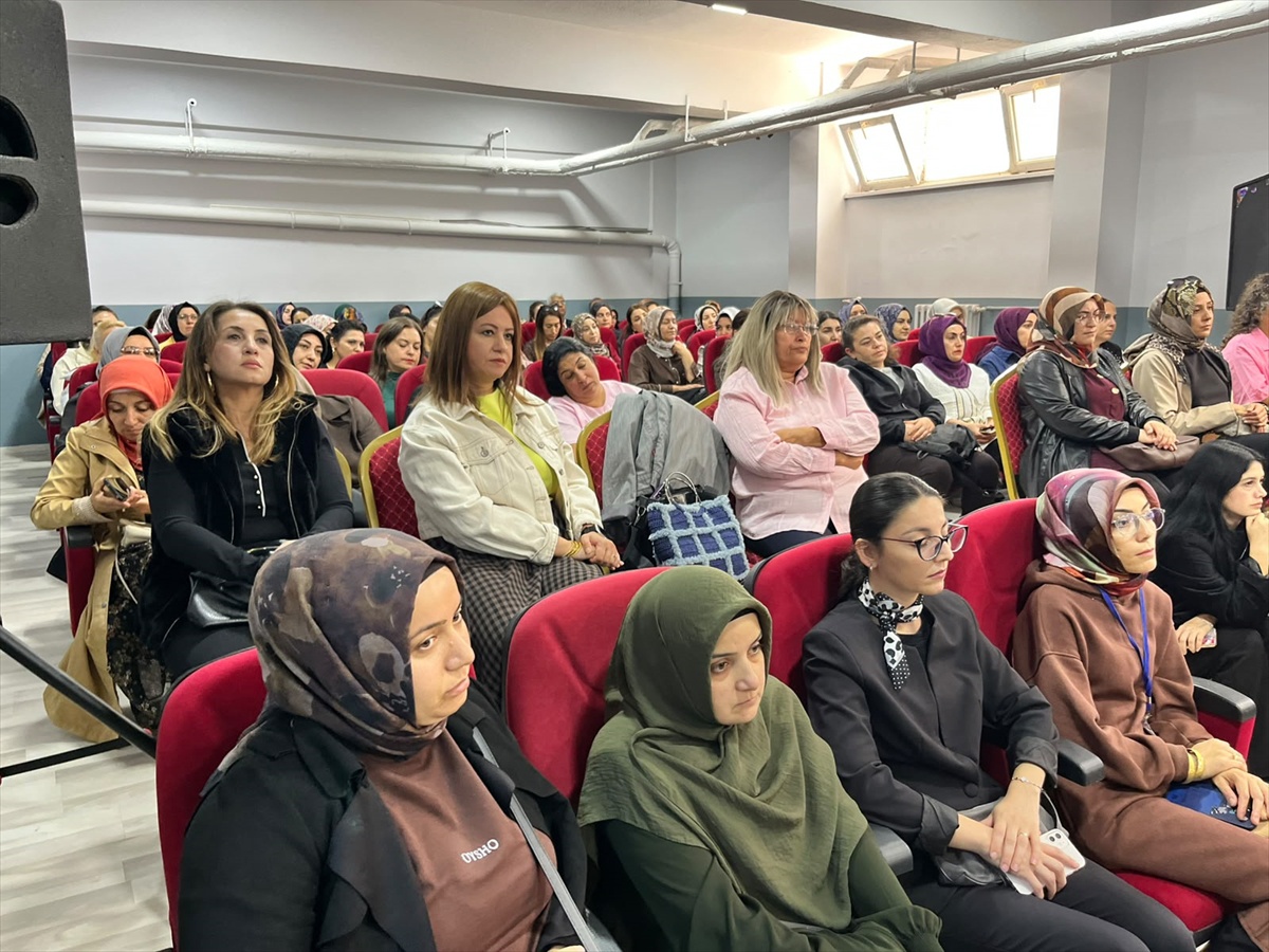 Vali Duru, bağımlılık projesini tüm Aksaray'da uygulamayı hedeflediklerini söyledi