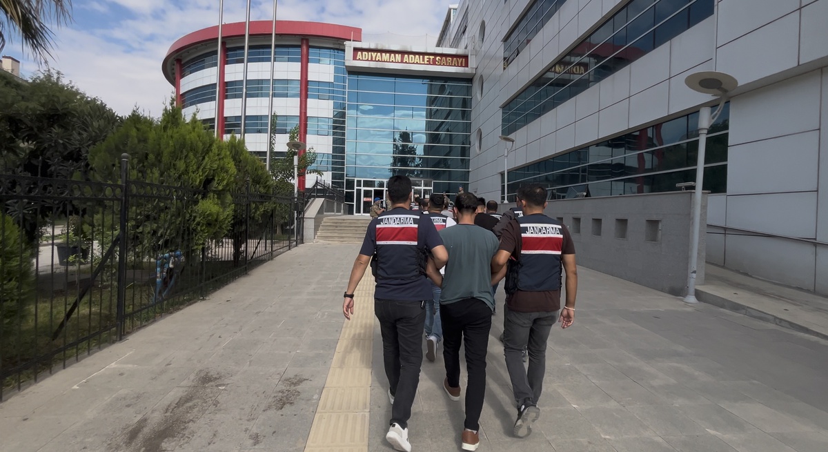Adıyaman'da DEAŞ operasyonunda gözaltına alınan 6 şüpheliden 5'i tutuklandı